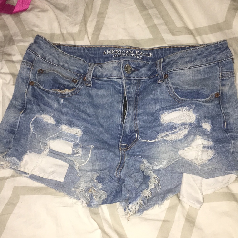 American Eagle High Rise Festival Shorts